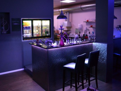 Foto: Cocktail/Shisha Bar ATEMZUG